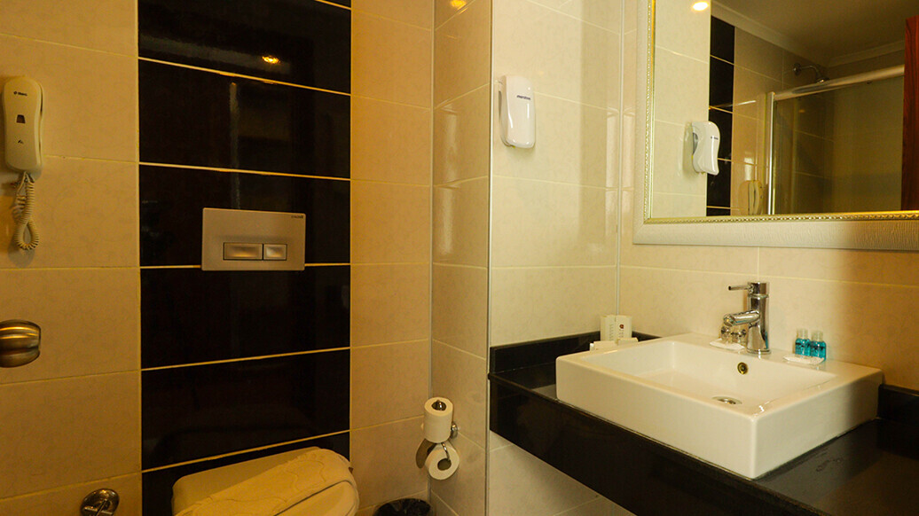 Throne Beach Resort & Spa